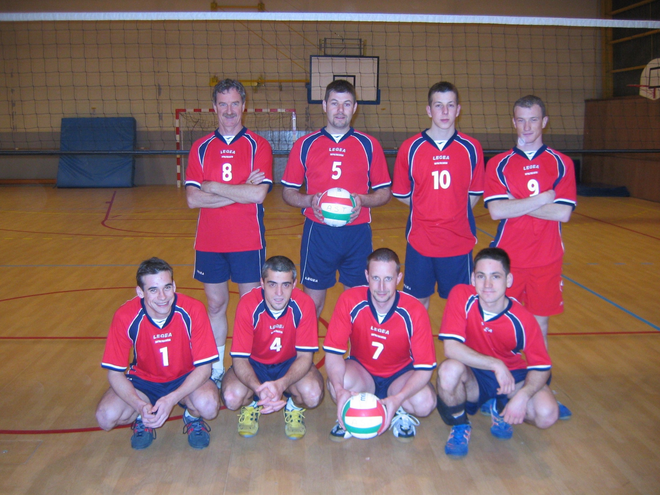 volley-seniors-03-06-001-jpg